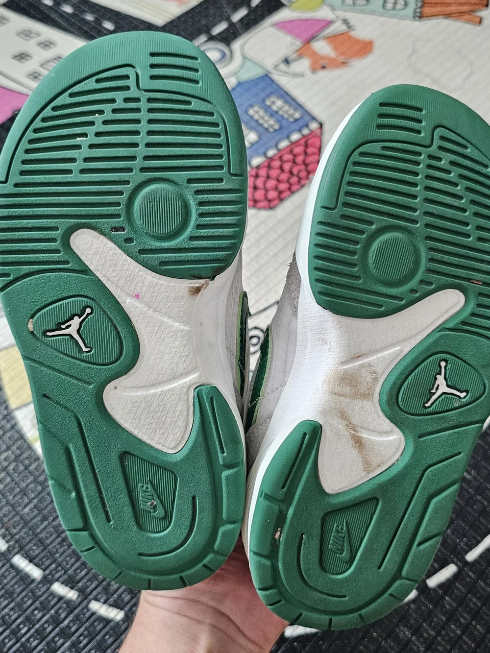 Jordan Kids' White & Green Low-Top Sneakers